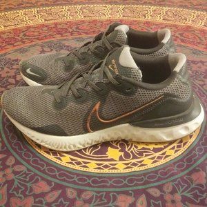 Nike Renew Run 2 Grey white copper mens size 11
